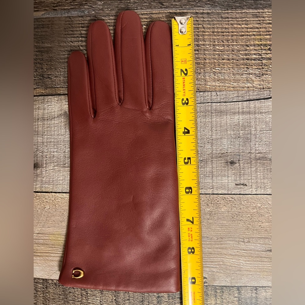 Coach Rich Burgundy Sheep Leather Tech Gloves - Picture 5 of 5